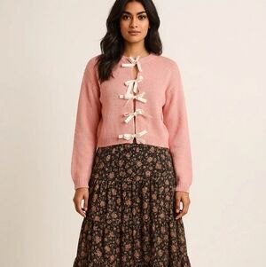 Pink Bowsknit Sweater  Large 🎀